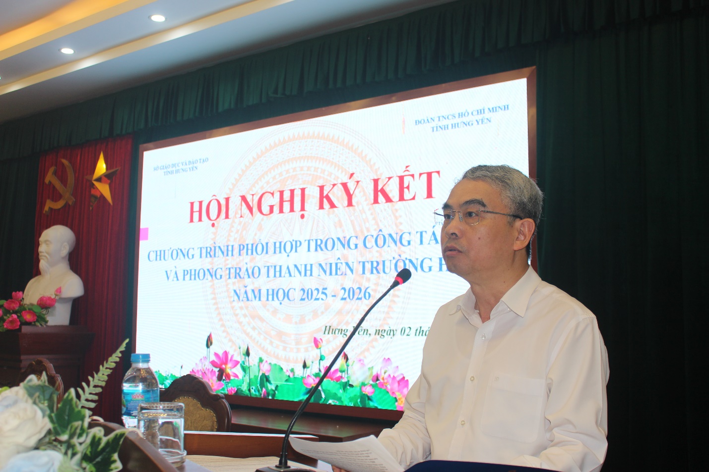 Tổ chức ký kết chương trình phối hợp công tác Đoàn và phong trào thanh niên trường học năm học 2025 – 2026