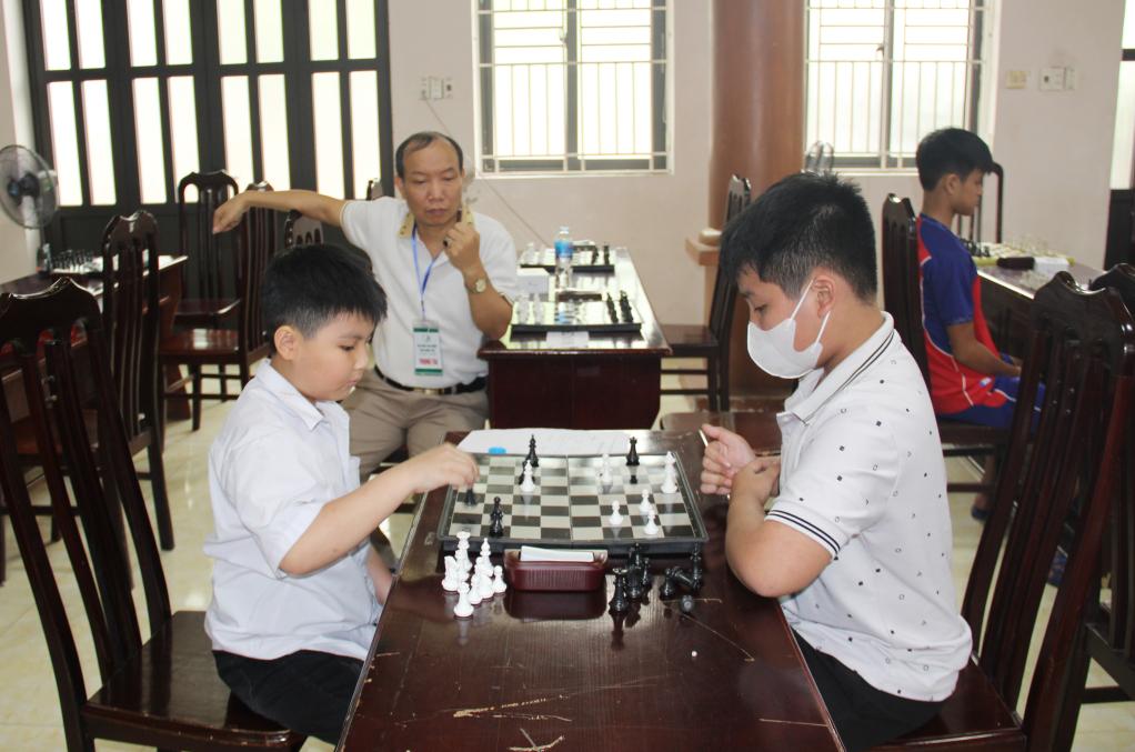 Một trận thi đấu cờ vua