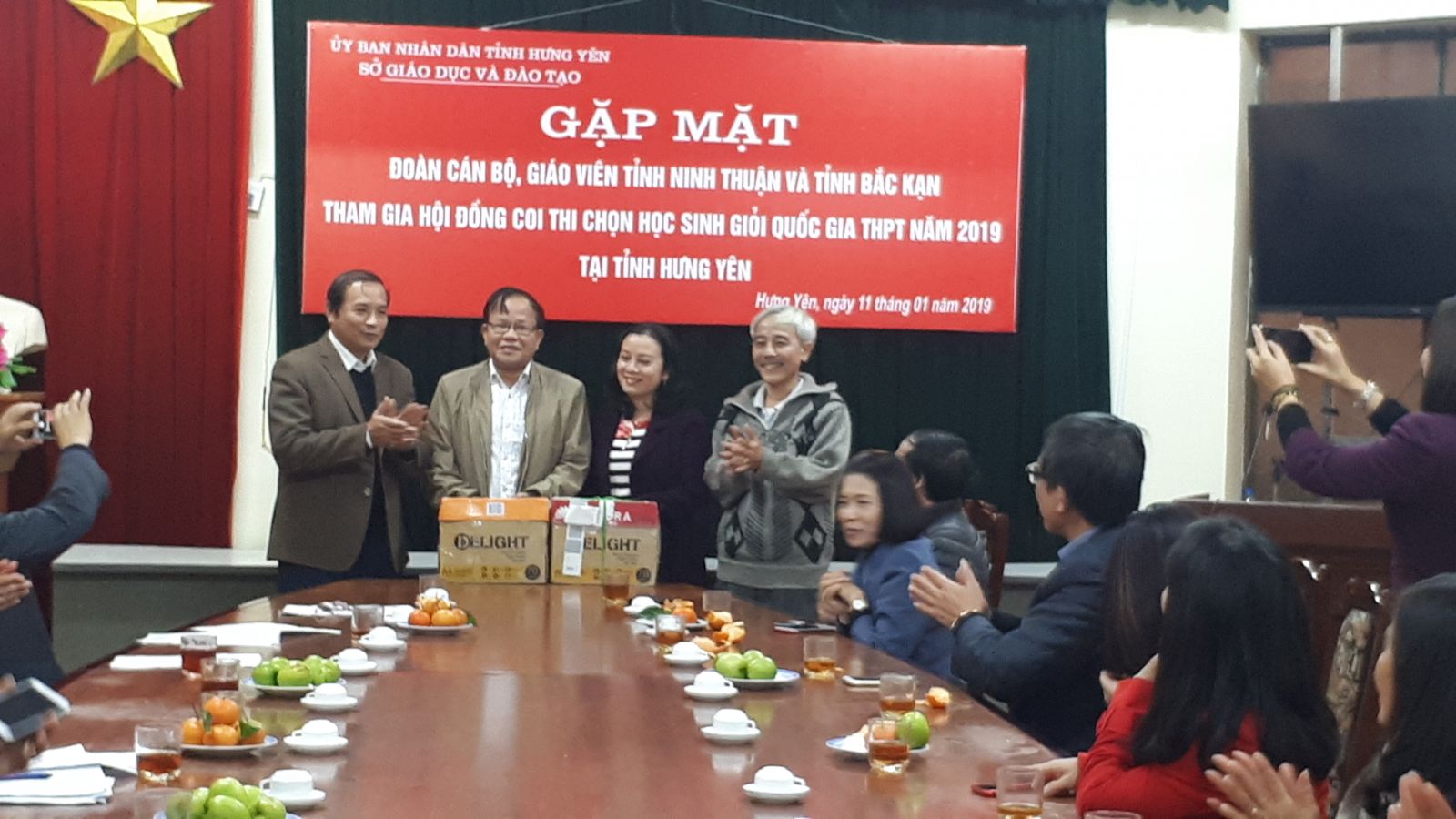 Gặp mặt cán bộ, giáo viên tỉnh Ninh Thuận và tỉnh Bắc Kạn tham gia Hội đồng coi thi chọn học HSG quốc gia năm 2019 tỉnh Hưng Yên