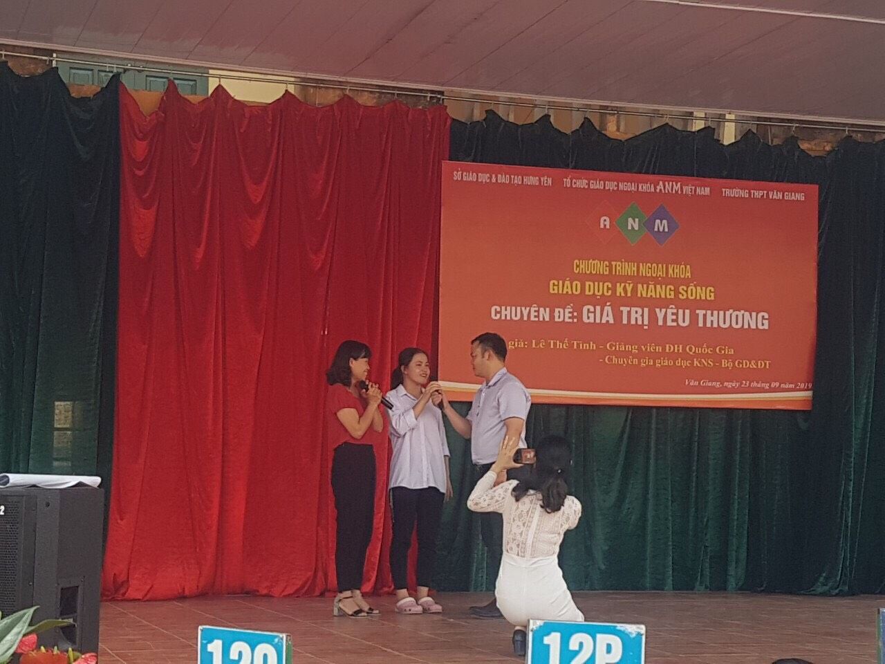 GIÁ TRỊ YÊU THƯƠNG