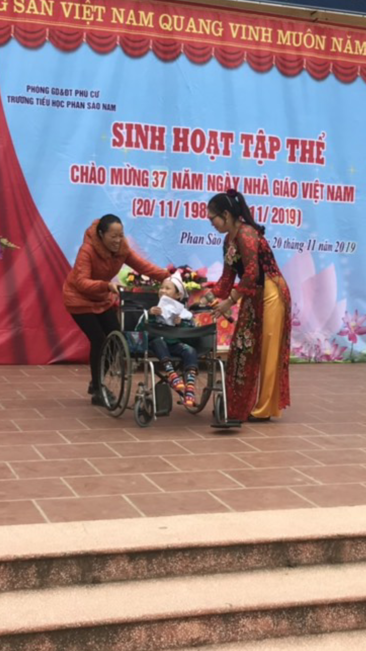 CÔ HỌC TRÒ NGHỊ LỰC CỦA MIỀN QUÊ  XỨ NHÃN