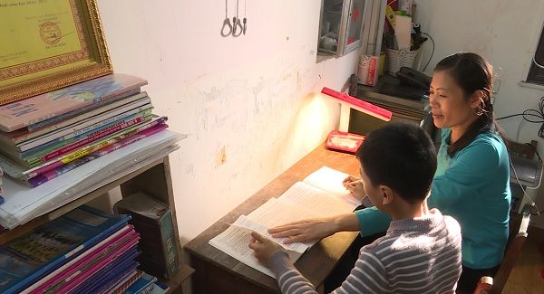 CÔ GIÁO NHƯ MẸ HIỀN