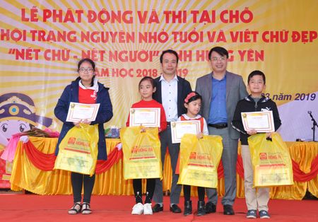 HỌC SINH HƯNG YÊN THAM GIA NGÀY HỘI TRẠNG NGUYÊN NHỎ TUỔI