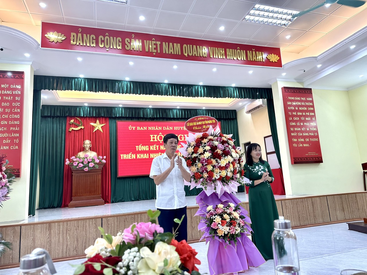 Huyện Kim Động: Tổng kết năm học 2022-2023 và triển khai nhiệm vụ năm học 2023-2024.