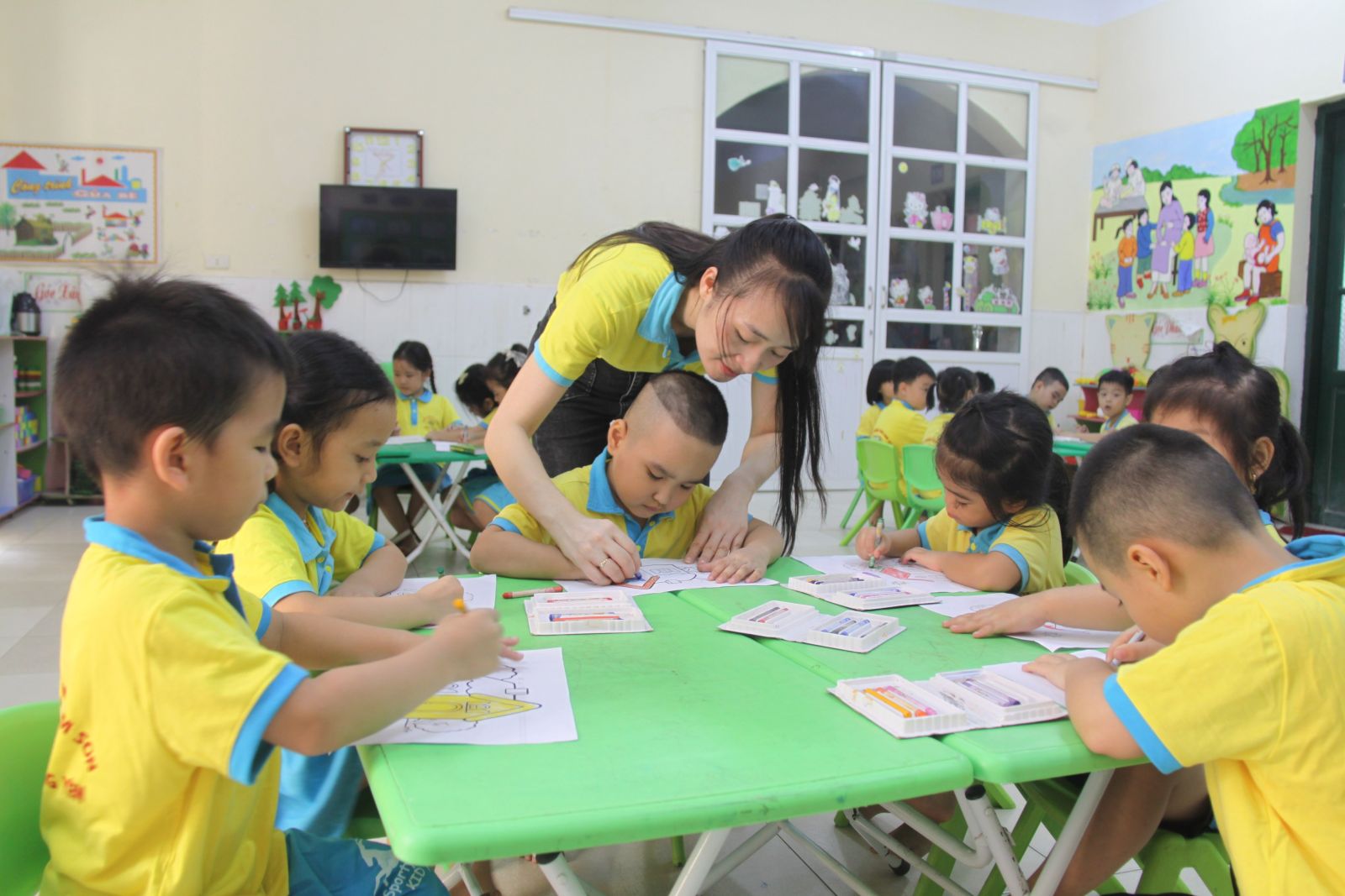 Kế hoạch triển khai thực hiện chương trình hỗ trợ phát triển giáo dục mầm non vùng khó khăn.