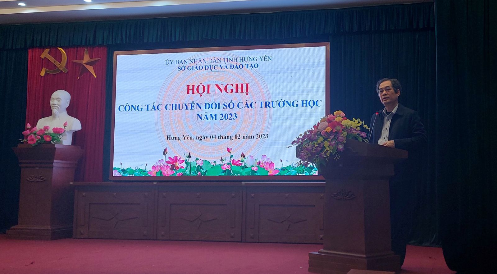 Một số hình ảnh Hội nghị công tác chuyển đổi số các trường học năm 2023