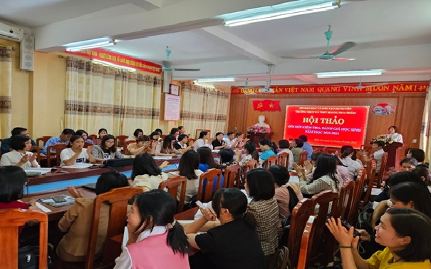 HỘI THẢO CHUYÊN ĐỀ ĐỔI MỚI KIỂM TRA, ĐÁNH GIÁ  CÁC MÔN HỌC Ở TRƯỜNG THCS&amp;THPT HOÀNG HOA THÁM