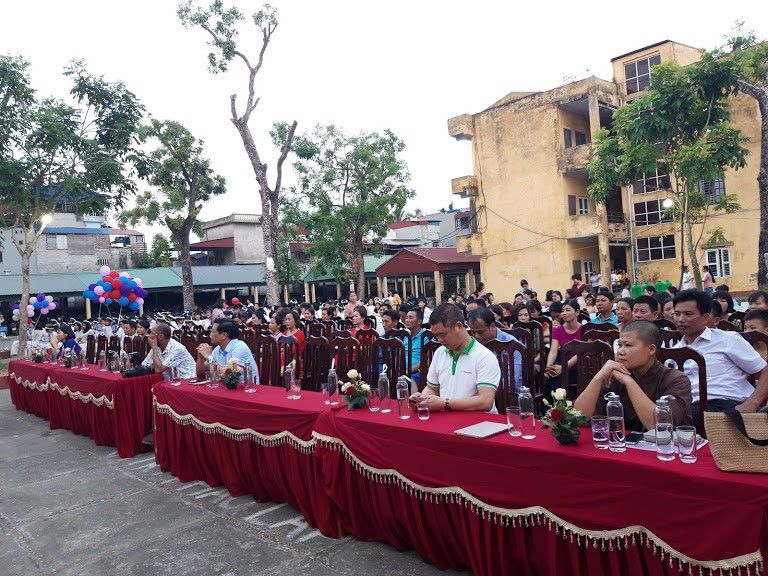 XÚC ĐỘNG LỄ TRI ÂN VÀ TRƯỞNG THÀNH CỦA HỌC SINH KHỐI 12