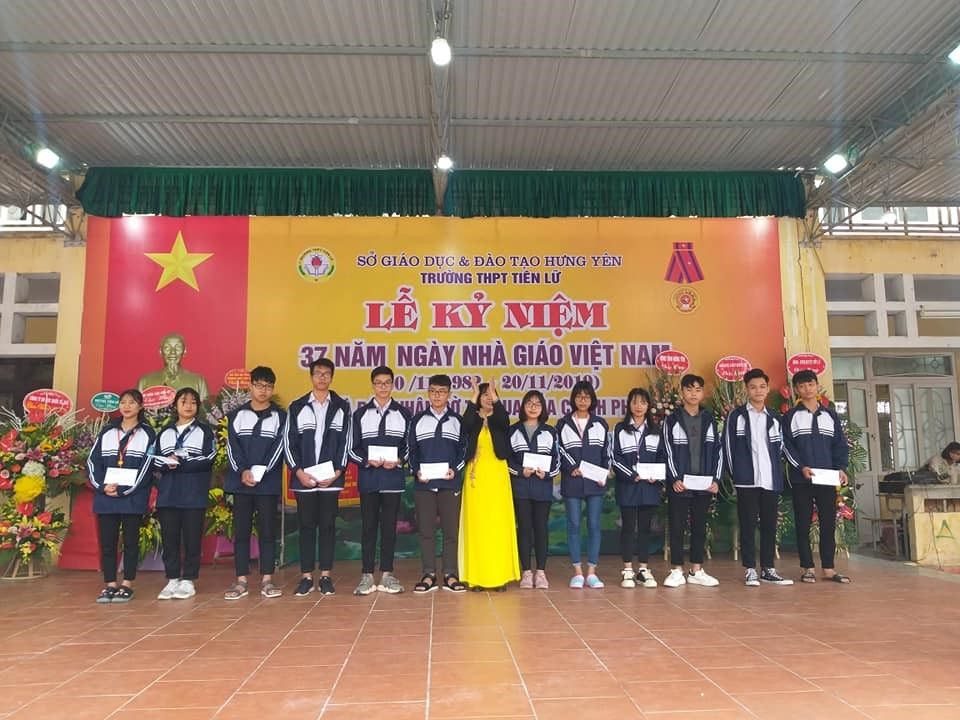 CÂU LẠC BỘ TIẾNG ANH TRƯỜNG THPT TIÊN LỮ CÔNG BỐ KẾT QUẢ CUỘC THI VIẾT BÁO TƯỜNG BẰNG TIẾNG ANH