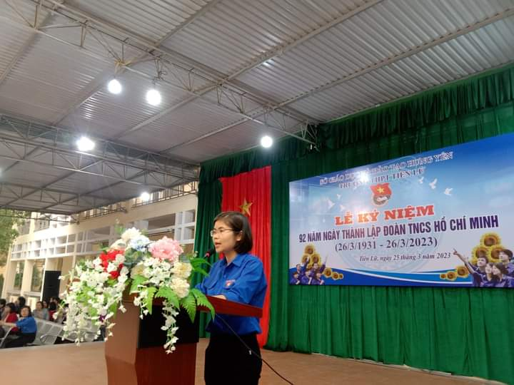 TỪNG BỪNG KỶ NIỆM 92 NĂM NGÀY THÀNH LẬP ĐOÀN TNCS HỒ CHÍ MINH