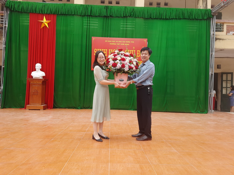 TRƯỜNG TPHT KIM ĐỘNG TỔ CHỨC SINH HOẠT CHỦ ĐỀ THÁNG 10 "NÓI KHÔNG VỚI BẠO LỰC HỌC ĐƯỜNG"
