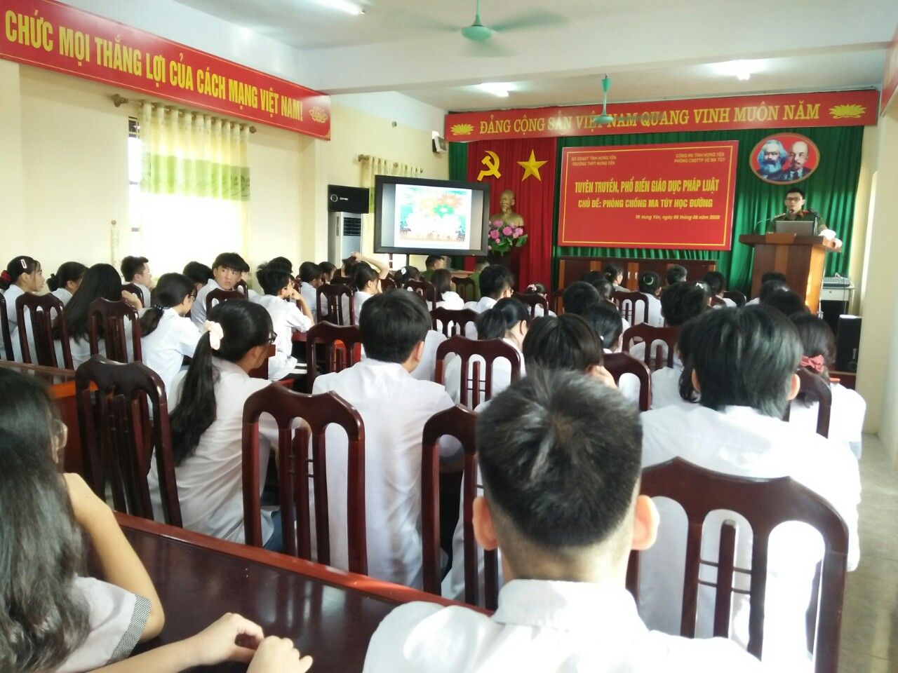 Tuyên truyền, phổ biến giáo dục pháp luật với chủ đề: Phòng, chống ma túy trong học đường