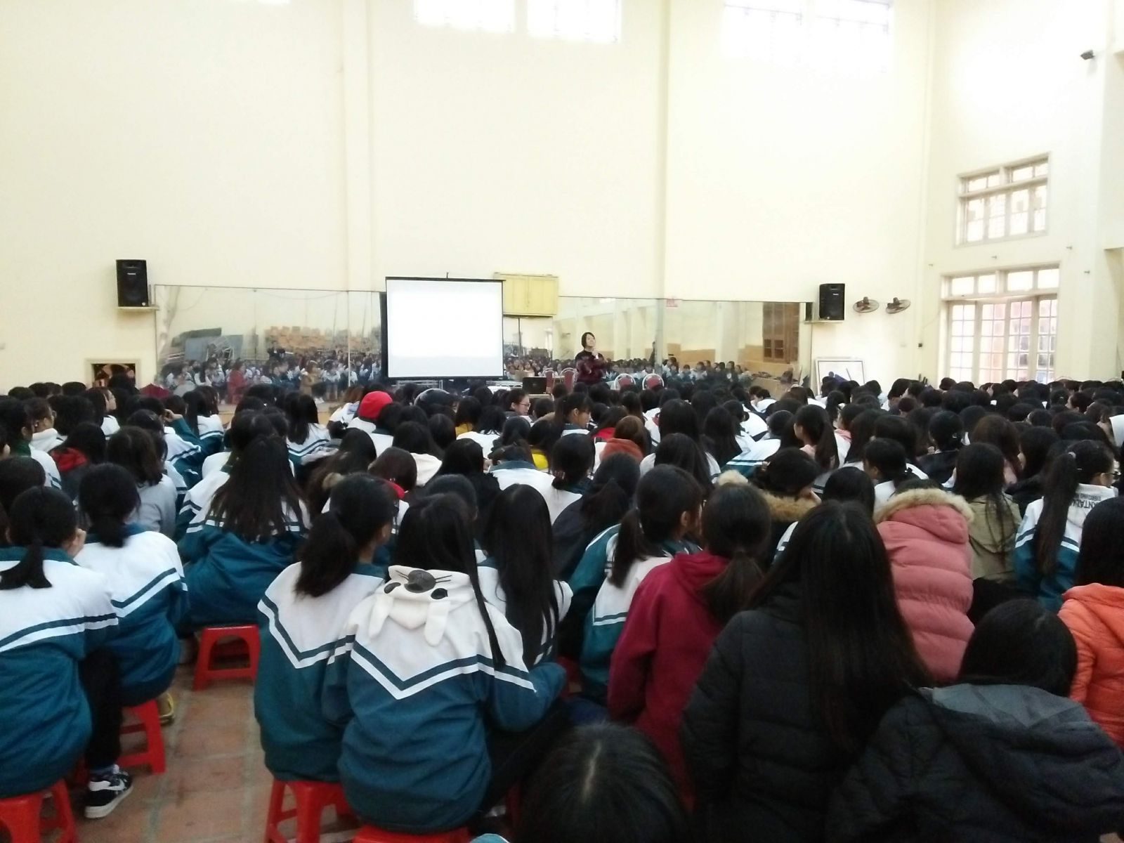 Hoạt động truyền thông giáo dục sức khỏe sinh sản vị thành niên, phòng chống xâm hại tình dục cho nữ học sinh