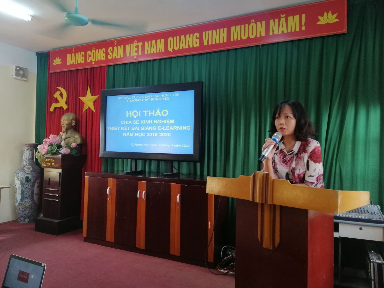 HỘI THẢO CHIA SẺ KINH NGHIỆM THIẾT KẾ BÀI GIẢNG E-LEARNING VÀ TẬP HUẤN GIÁO DỤC STEM NĂM HỌC 2019 - 2020