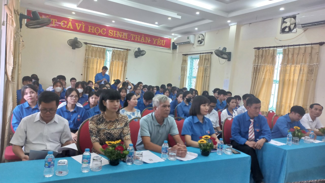 ĐOÀN TNCS HỒ CHÍ MINH  TRƯỜNG THPT PHÙ CỪ TỔ CHỨC THÀNH CÔNG ĐẠI HỘI ĐẠI BIỂU NHIỆM KỲ 2023 – 2024