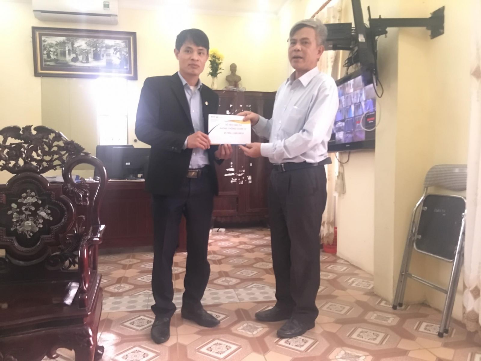 CHUNG TAY VỚI TRƯỜNG THPT PHÙ CỪ PHÒNG CHỐNG BỆNH CORONA