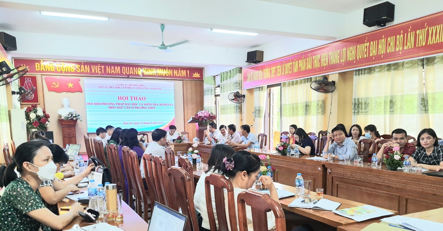 HỘI THẢO ĐỔI MỚI PHƯƠNG PHÁP DẠY HỌC VÀ KIỂM TRA, ĐÁNH GIÁ  MÔN NGỮ VĂN  Ở TRƯỜNG THPT