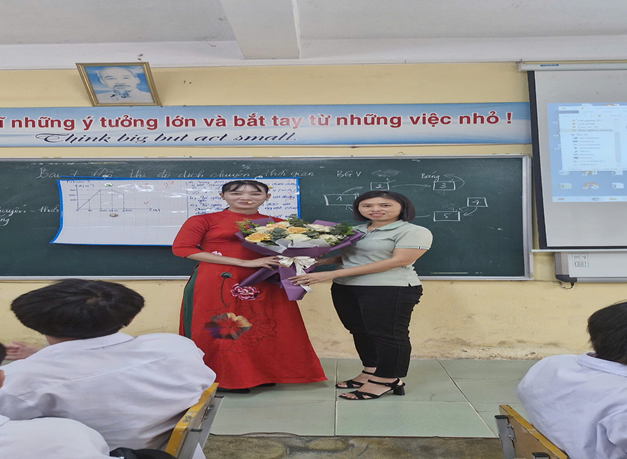 TRƯỜNG THPT NGHĨA DÂN TỔ CHỨC HỘI THI “GIÁO VIÊN DẠY GIỎI CẤP TRƯỜNG” NĂM HỌC 2024-2025