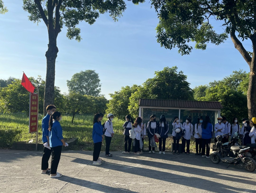 TRƯỜNG THPT MINH CHÂU ĐẢM BẢO TRẬT TỰ AN TOÀN GIAO THÔNG TRƯỜNG HỌC