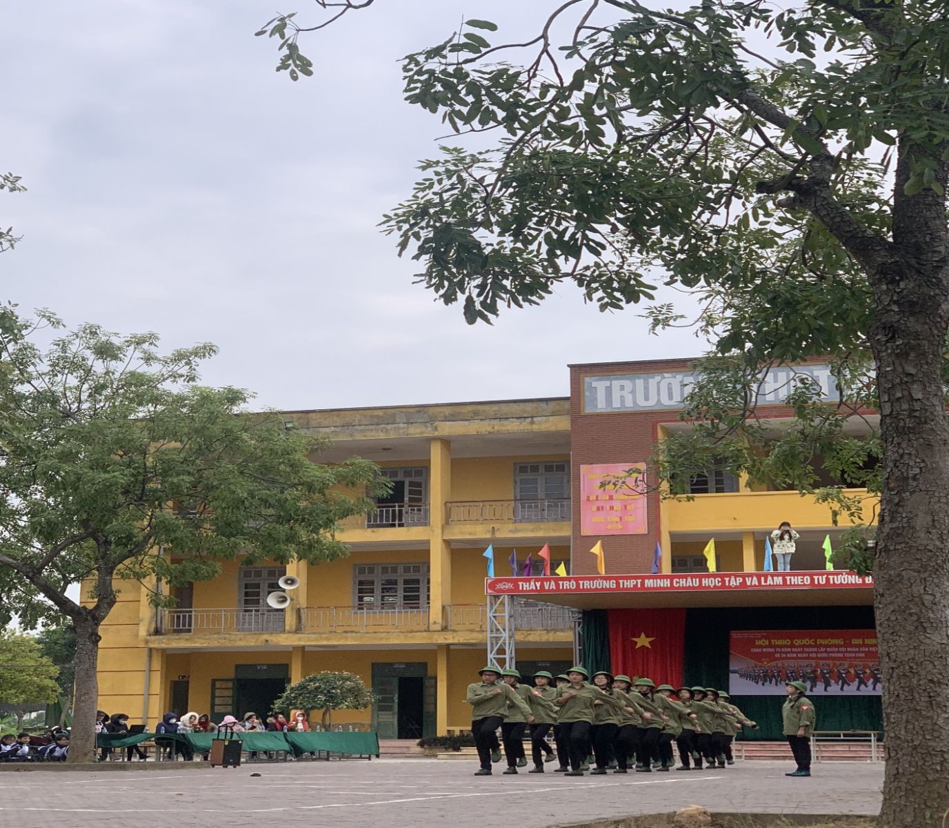 HỘI THAO GIÁO DỤC QUỐC PHÒNG AN NINH TRƯỜNG THPT MINH CHÂU NĂM HỌC 2023-2024