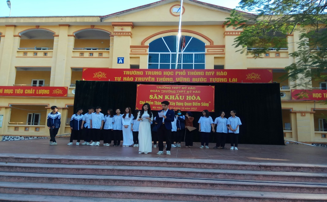 THPT Mỹ Hào: ĐOÀN THANH NIÊN TỔ CHỨC THÀNH CÔNG TIẾT SINH HOẠT DƯỚI CỜ THÁNG 10 VỚI CHỦ ĐỀ XÂY DỰNG QUAN ĐIỂM SỐNG