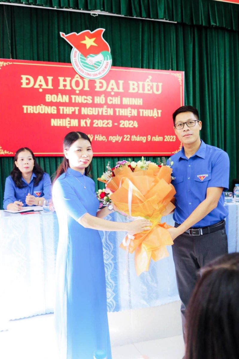 ĐẠI HỘI ĐẠI BIỂU ĐOÀN TNCS HỒ CHÍ MINH TRƯỜNG THPT NGUYỄN THIỆN THUẬT NHIỆM KỲ 2023 -2024 THÀNH CÔNG TỐT ĐẸP
