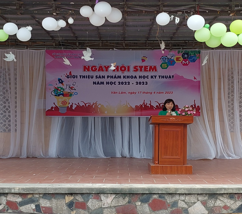 NGÀY HỘI STEM, GIỚI THIỆU SẢN PHẨM KHOA HỌC KỸ THUẬT TRƯỜNG THPT TRƯNG VƯƠNG NĂM HỌC 2022-2023