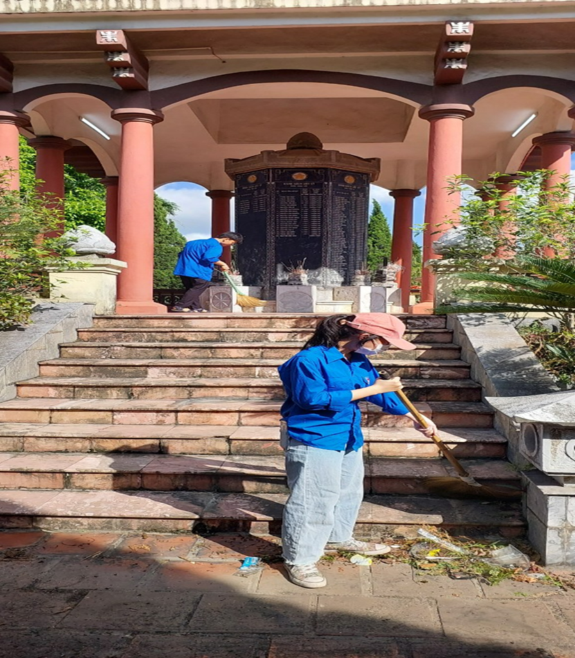 TRƯỜNG THPT TRƯNG VƯƠNG VỚI CÁC HOẠT ĐỘNG HƯỚNG VỀ NGÀY THƯƠNG BINH LIỆT SỸ 27/7
