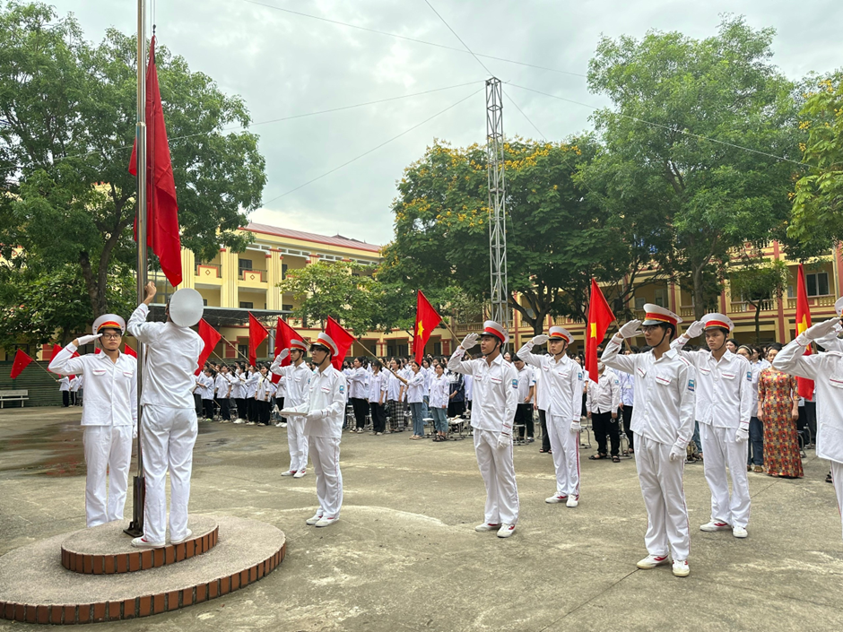 LỄ TỔNG KẾT NĂM HỌC 2023 – 2024  TRƯỜNG THPT TRƯNG VƯƠNG