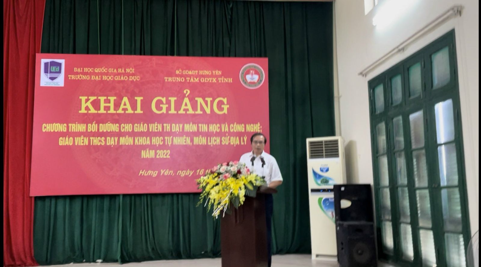 KHAI GIẢNG