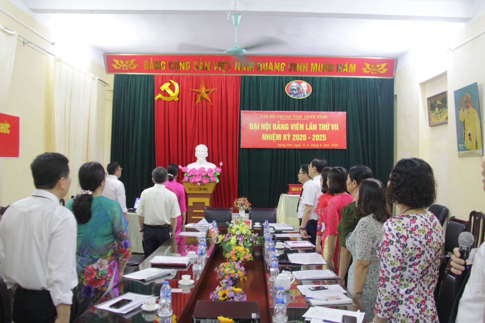 ĐẠI HỘI CHI BỘ TRUNG TÂM GDTX TỈNH HƯNG YÊN LẦN THỨ VII, NHIỆM KỲ 2020 - 2025